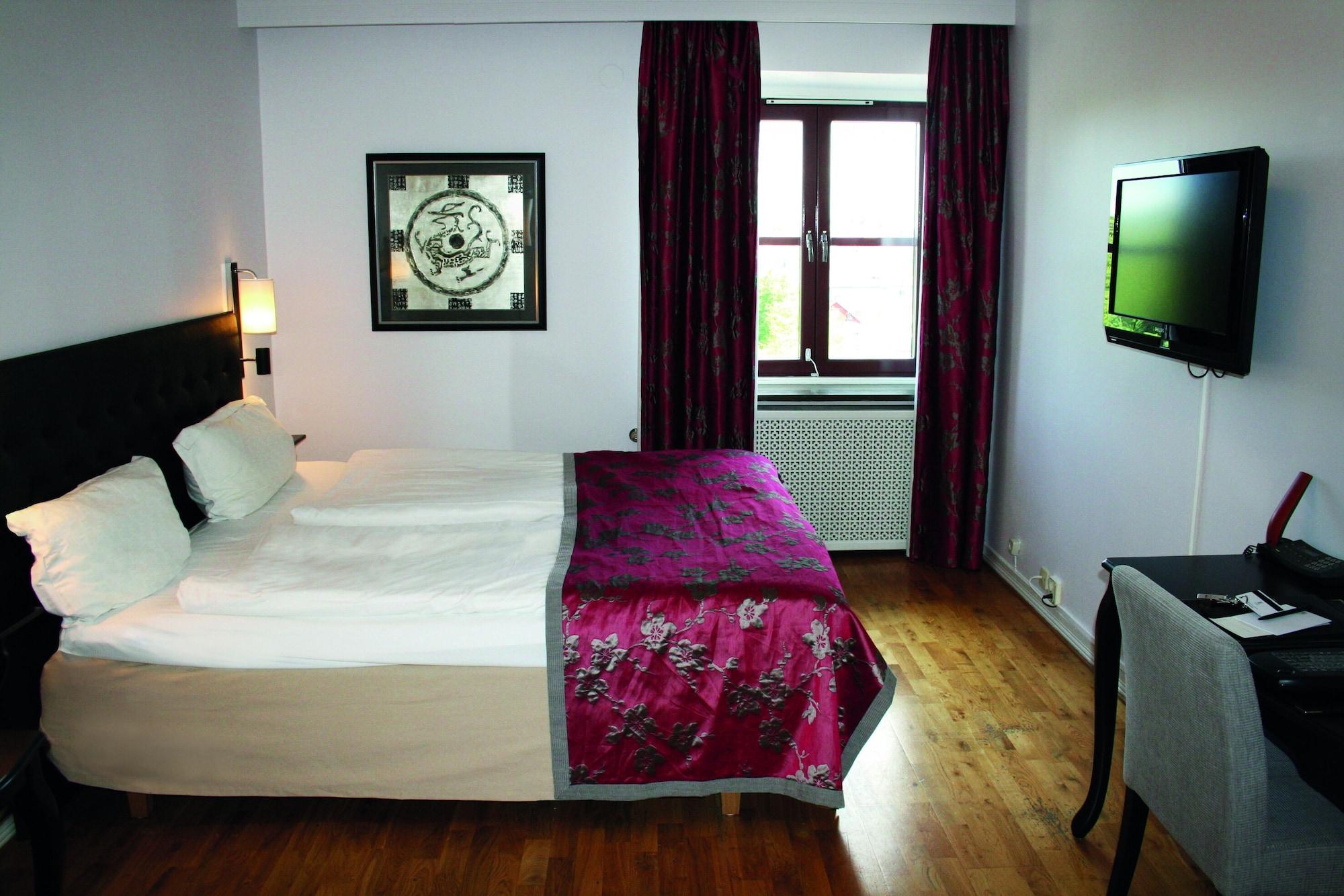 Elite Stora Hotellet Oerebro Buitenkant foto