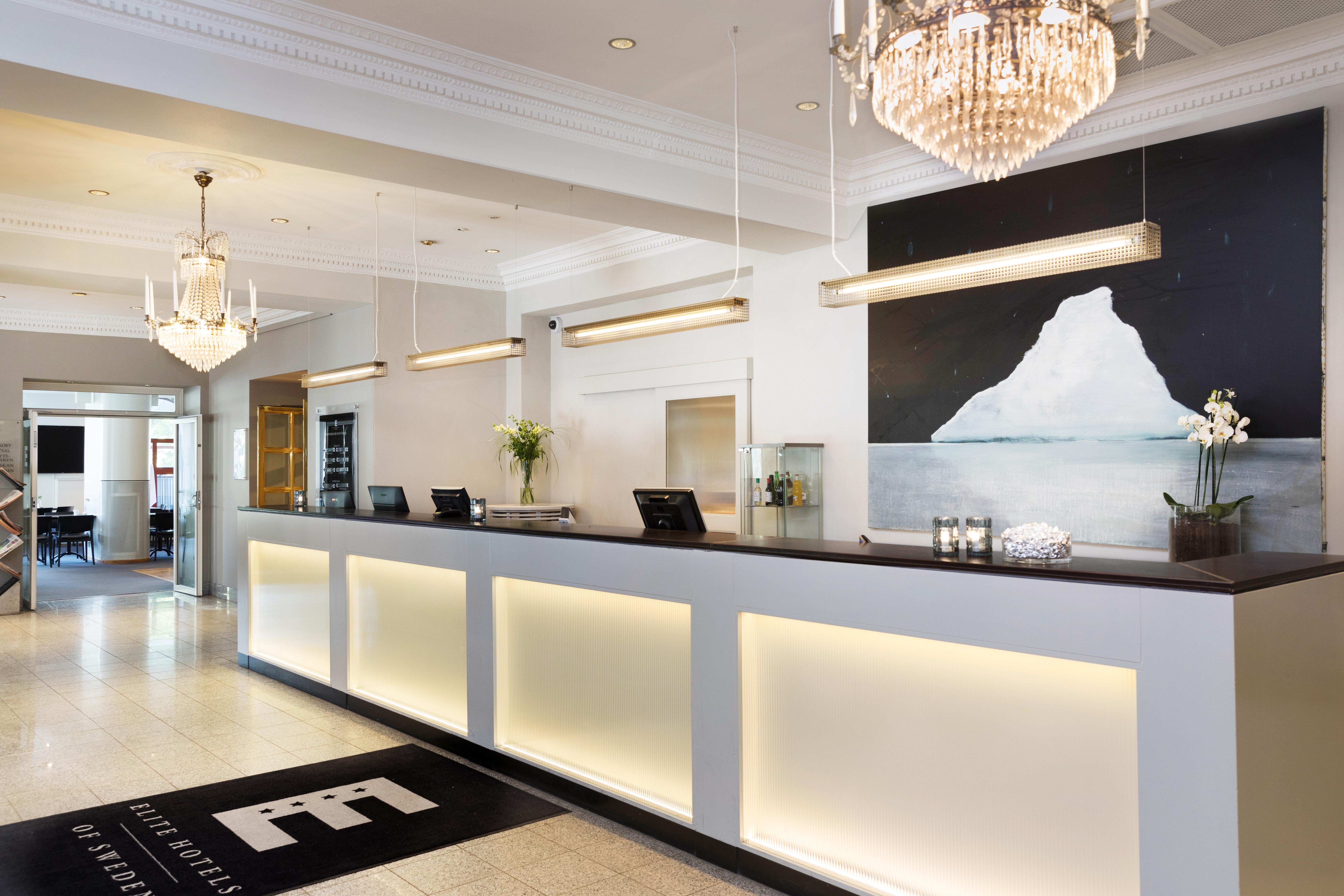 Elite Stora Hotellet Oerebro Buitenkant foto