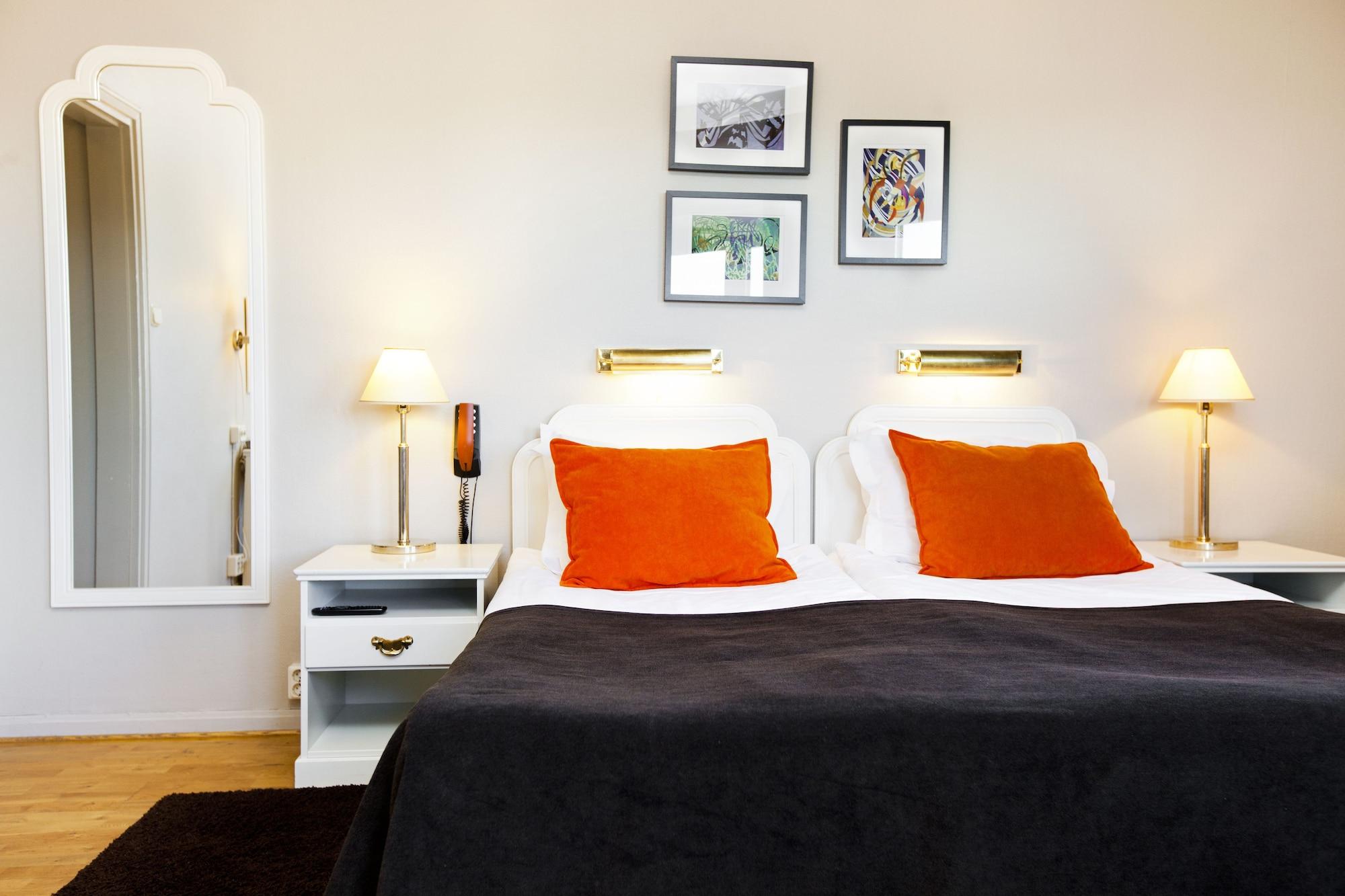 Elite Stora Hotellet Oerebro Buitenkant foto