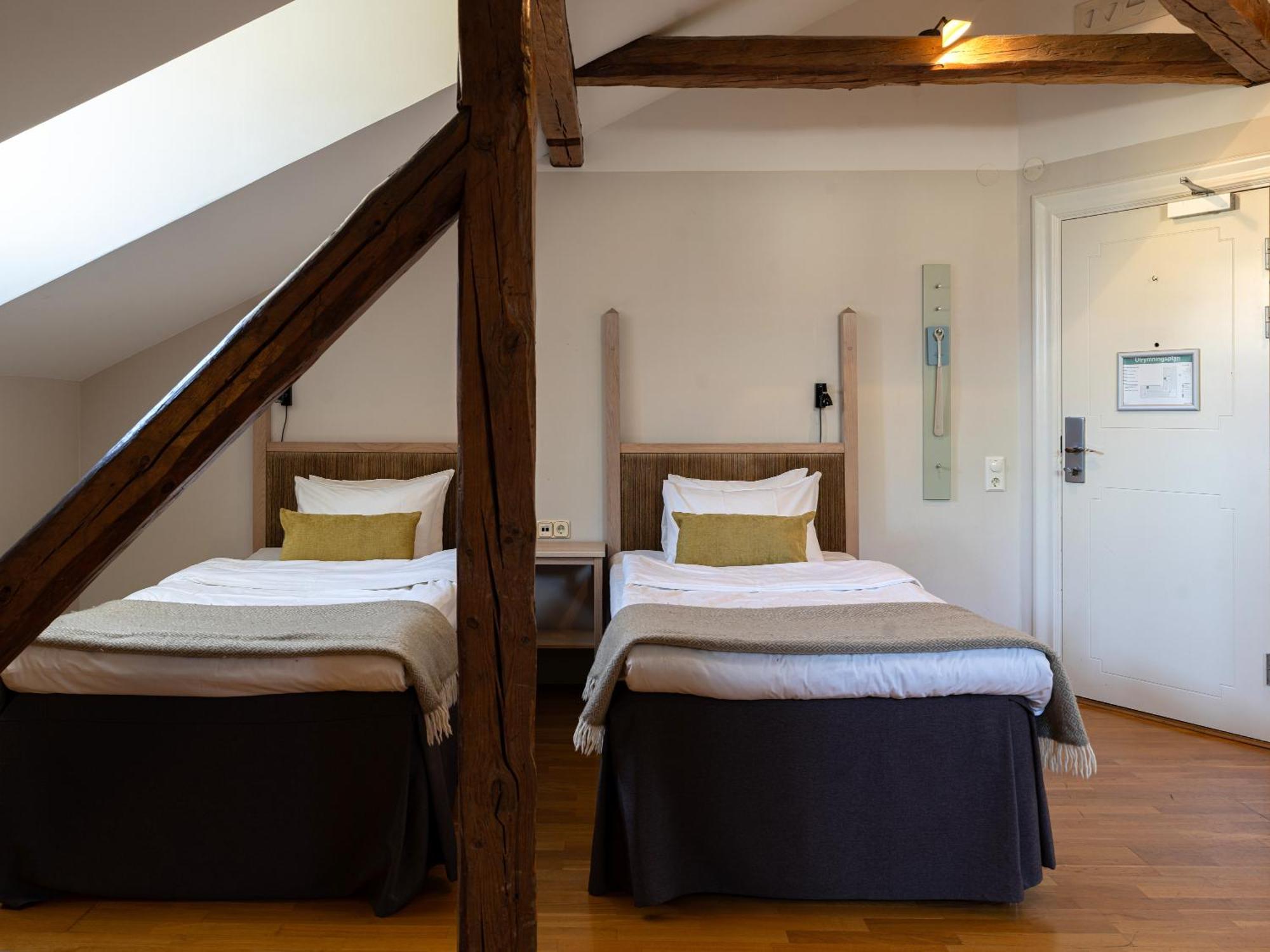 Elite Stora Hotellet Oerebro Buitenkant foto